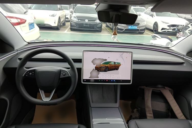 Used Tesla Model 3 2023 Rear-Wheel-Drive Version Center Console