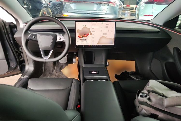 Used Tesla Model 3 2023 Rear-Wheel-Drive Version Center Console