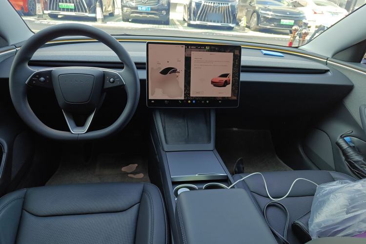 Used Tesla Model 3 2023 Rear-Wheel-Drive Version Center Console