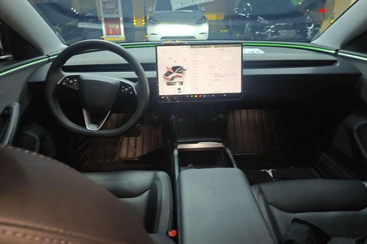 Used Tesla Model 3 2023 Rear-Wheel-Drive Version Center Console