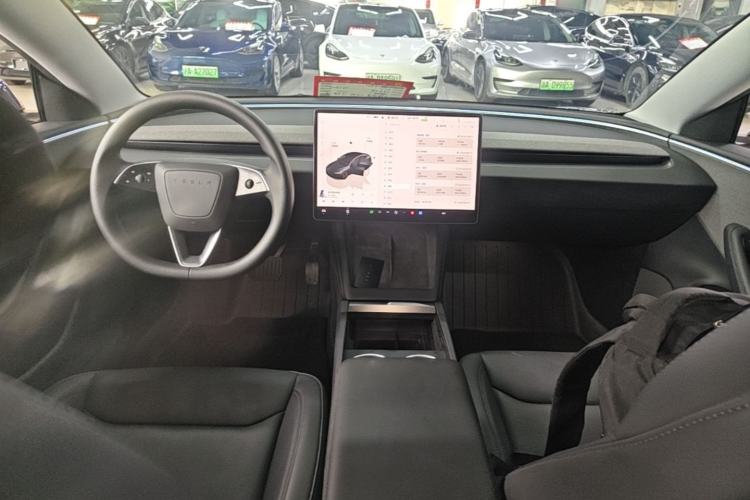 Used Tesla Model 3 2023 Rear-Wheel-Drive Version Center Console
