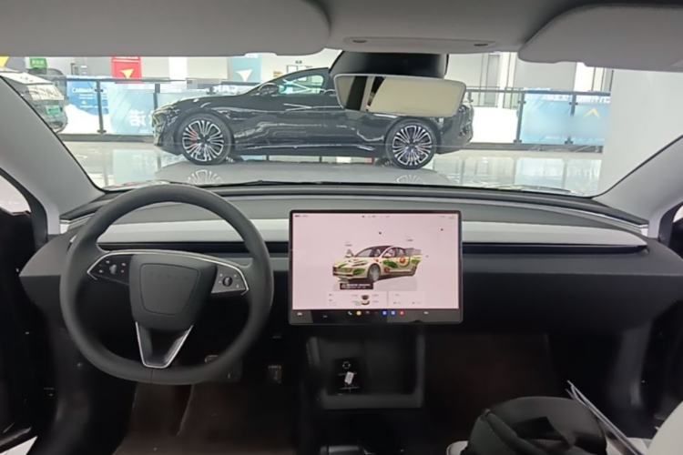 Used Tesla Model 3 2023 Rear-Wheel-Drive Version Center Console