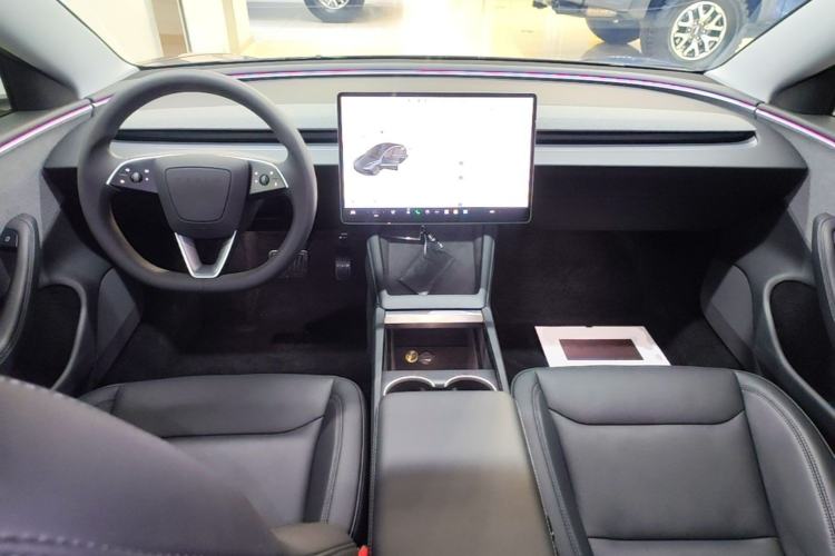 Used Tesla Model 3 2023 Rear-Wheel-Drive Version Center Console