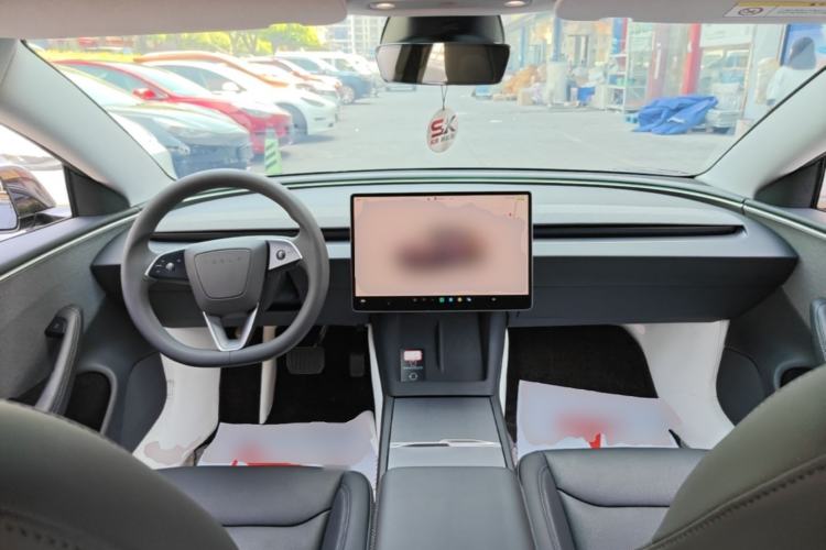 Used Tesla Model 3 2023 Rear-Wheel-Drive Version Center Console