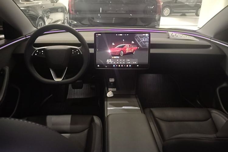 Used Tesla Model 3 2023 Rear-Wheel-Drive Version Center Console