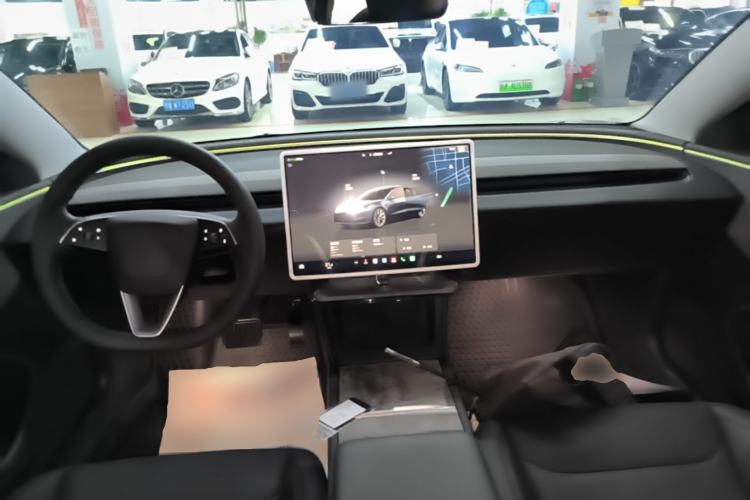 Used Tesla Model 3 2023 Rear-Wheel-Drive Version Center Console