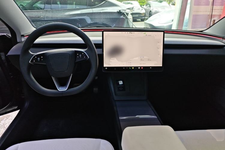Used Tesla Model 3 2023 Rear-Wheel-Drive Version Center Console