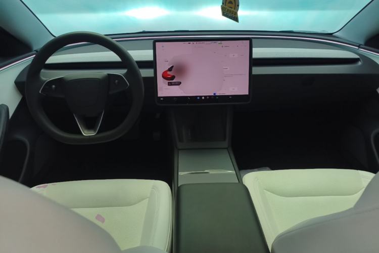 Used Tesla Model 3 2023 Long-Range All-Wheel-Drive Version Center Console