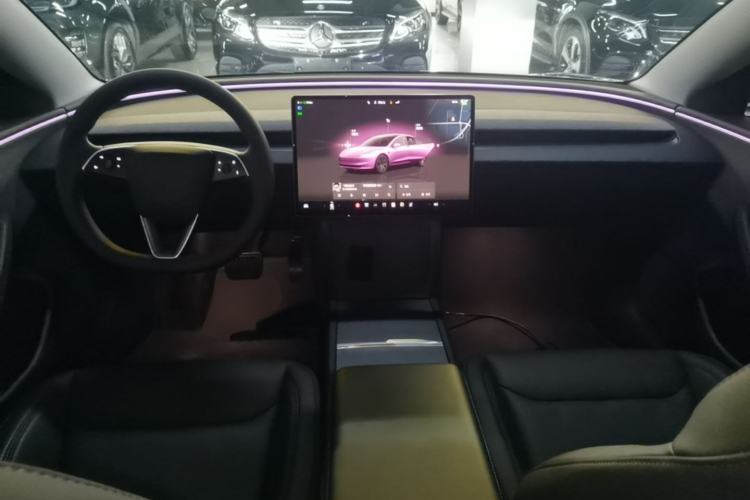 Used Tesla Model 3 2023 Rear-Wheel-Drive Version Center Console