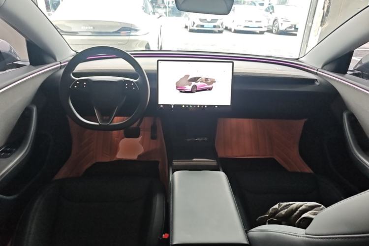 Used Tesla Model 3 2023 Rear-Wheel-Drive Version Center Console