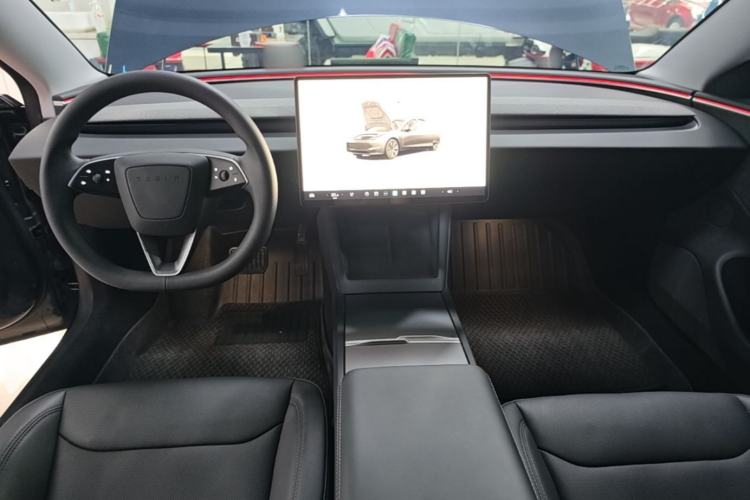 Used Tesla Model 3 2023 Long-Range All-Wheel-Drive Version Center Console