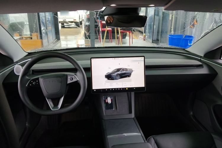 Used Tesla Model 3 2023 Rear-Wheel-Drive Version Center Console