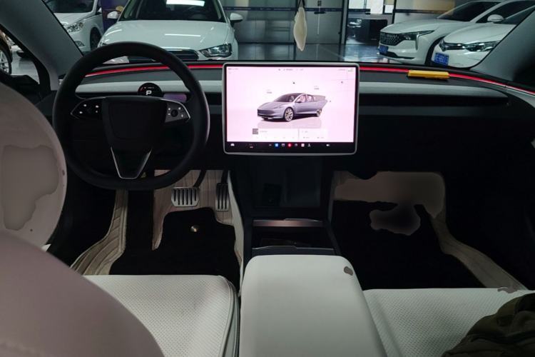 Used Tesla Model 3 2023 Long-Range All-Wheel-Drive Version Center Console