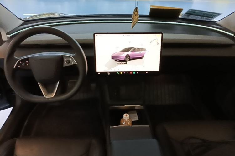 Used Tesla Model 3 2023 Rear-Wheel-Drive Version Center Console