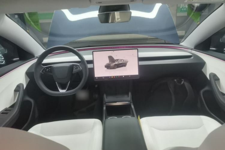 Used Tesla Model 3 2023 Long-Range All-Wheel-Drive Version Center Console