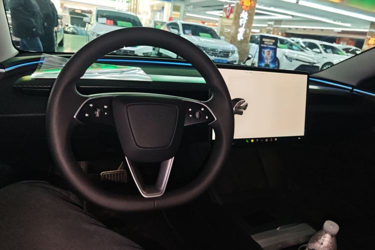 Used Tesla Model 3 2023 Rear-Wheel-Drive Version Center Console