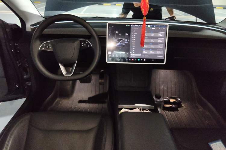 Used Tesla Model 3 2023 Rear-Wheel-Drive Version Center Console