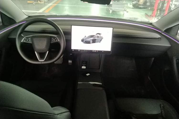 Used Tesla Model 3 2023 Rear-Wheel-Drive Version Center Console