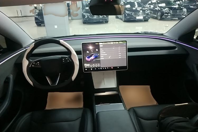 Used Tesla Model 3 2023 Rear-Wheel-Drive Version Center Console