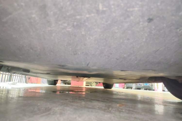 Used Tesla Model 3 2023 Long-Range All-Wheel-Drive Version Chassis Front