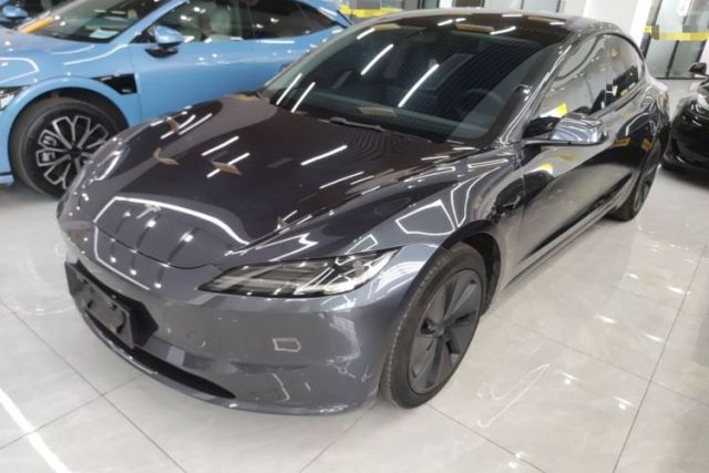 Used Tesla Model 3 2023 Rear-Wheel-Drive Version