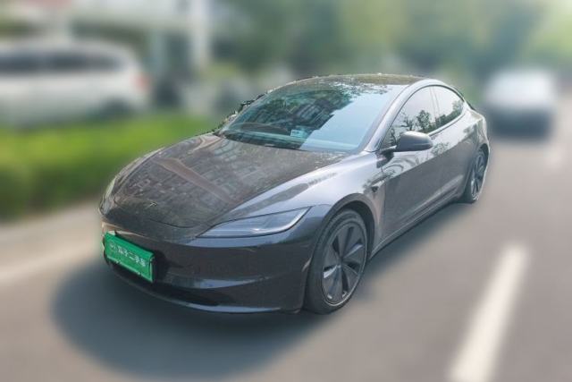 Used Tesla Model 3 2023 Long-Range All-Wheel-Drive Version