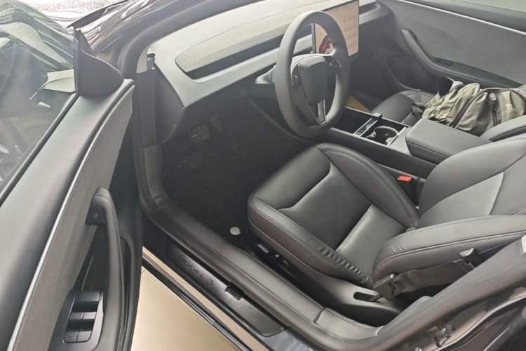Used Tesla Model 3 2023 Rear-Wheel-Drive Version Driver Seat