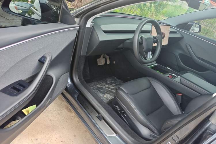 Used Tesla Model 3 2023 Rear-Wheel-Drive Version Driver Seat