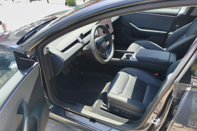 Used Tesla Model 3 2023 Rear-Wheel-Drive Version Driver Seat