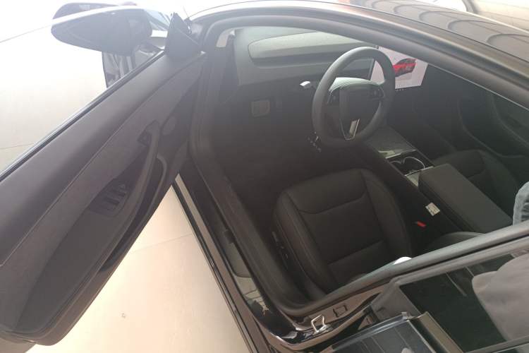 Used Tesla Model 3 2023 Long-Range All-Wheel-Drive Version Driver Seat