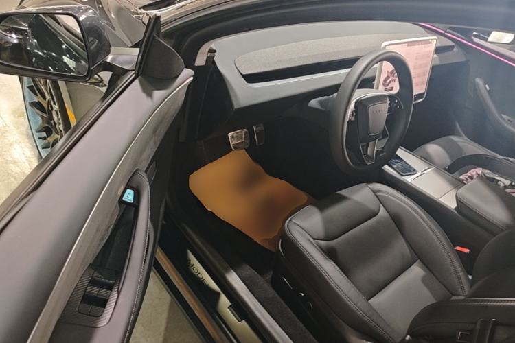 Used Tesla Model 3 2023 Long-Range All-Wheel-Drive Version Driver Seat