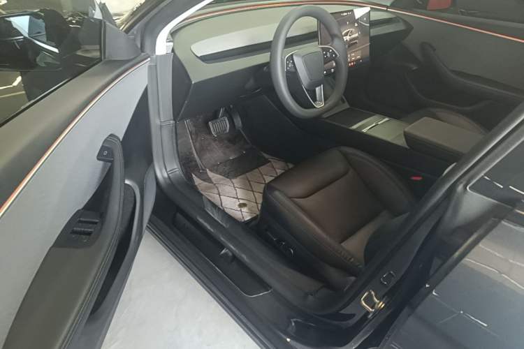 Used Tesla Model 3 2023 Rear-Wheel-Drive Version Driver Seat