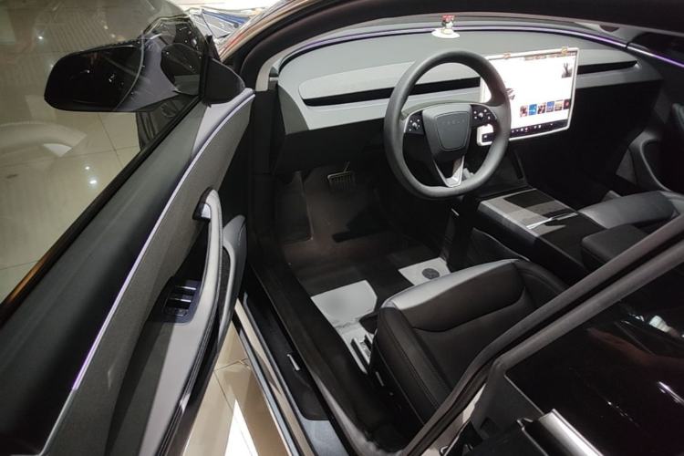 Used Tesla Model 3 2023 Rear-Wheel-Drive Version Driver Seat