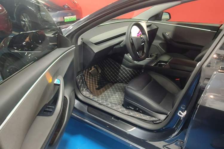 Used Tesla Model 3 2023 Rear-Wheel-Drive Version Driver Seat