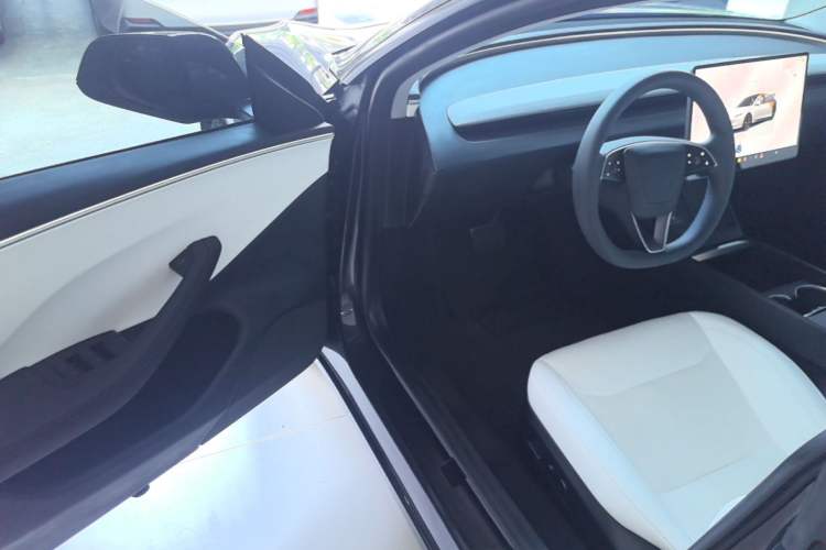 Used Tesla Model 3 2023 Rear-Wheel-Drive Version Driver Seat