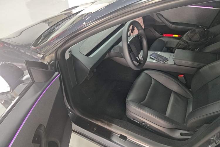 Used Tesla Model 3 2023 Rear-Wheel-Drive Version Driver Seat