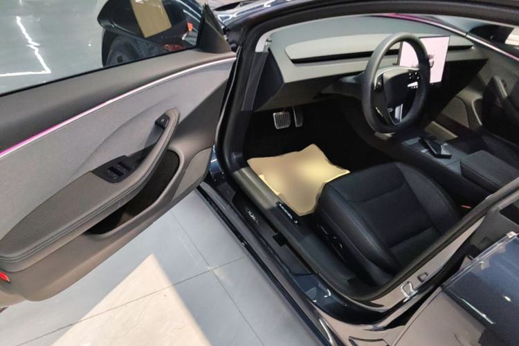 Used Tesla Model 3 2023 Rear-Wheel-Drive Version Driver Seat