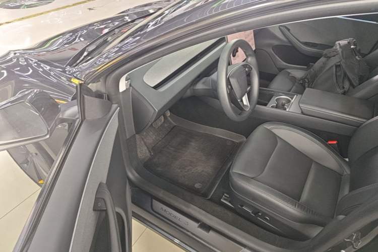 Used Tesla Model 3 2023 Rear-Wheel-Drive Version Driver Seat