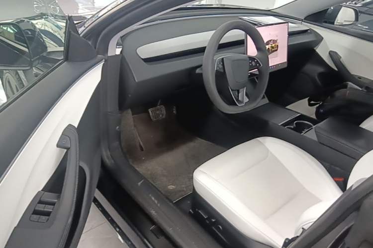 Used Tesla Model 3 2023 Rear-Wheel-Drive Version Driver Seat