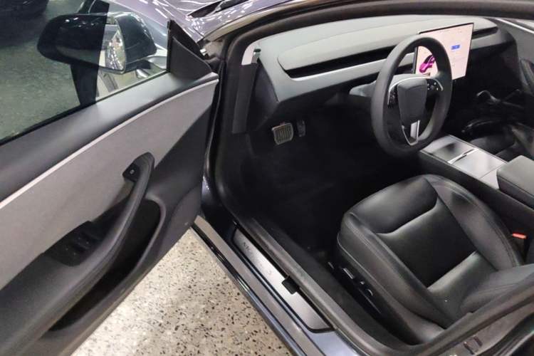 Used Tesla Model 3 2023 Rear-Wheel-Drive Version Driver Seat