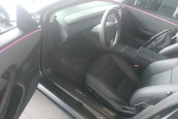 Used Tesla Model 3 2023 Long-Range All-Wheel-Drive Version Driver Seat