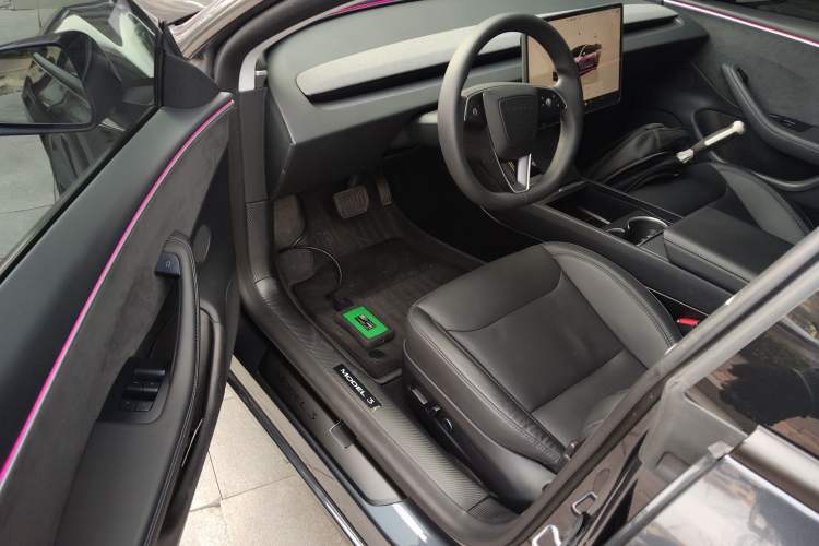 Used Tesla Model 3 2023 Long-Range All-Wheel-Drive Version Driver Seat