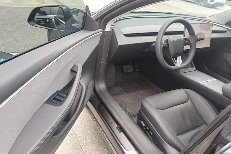 Used Tesla Model 3 2023 Rear-Wheel-Drive Version Driver Seat