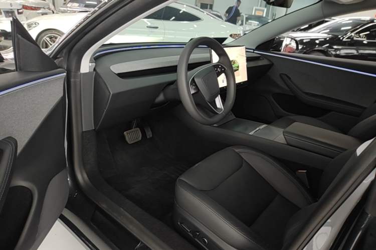 Used Tesla Model 3 2023 Rear-Wheel-Drive Version Driver Seat