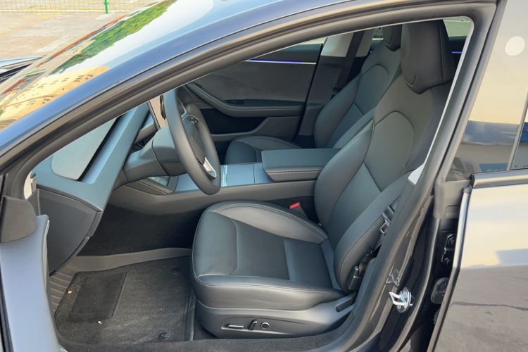 Used Tesla Model 3 2023 Long-Range All-Wheel-Drive Version Driver Seat