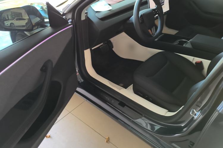 Used Tesla Model 3 2023 Rear-Wheel-Drive Version Driver Seat