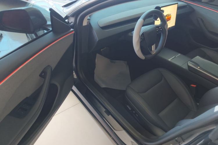 Used Tesla Model 3 2023 Rear-Wheel-Drive Version Driver Seat