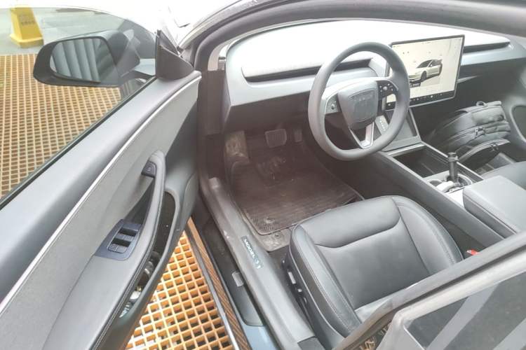 Used Tesla Model 3 2023 Rear-Wheel-Drive Version Driver Seat
