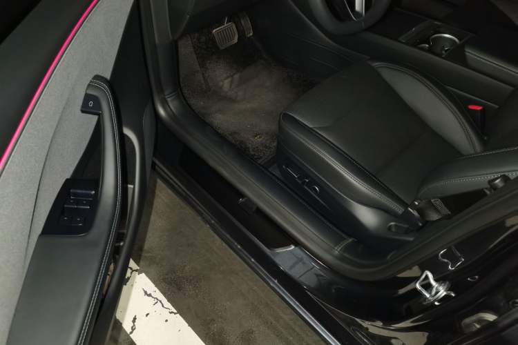 Used Tesla Model 3 2023 Rear-Wheel-Drive Version Driver Seat