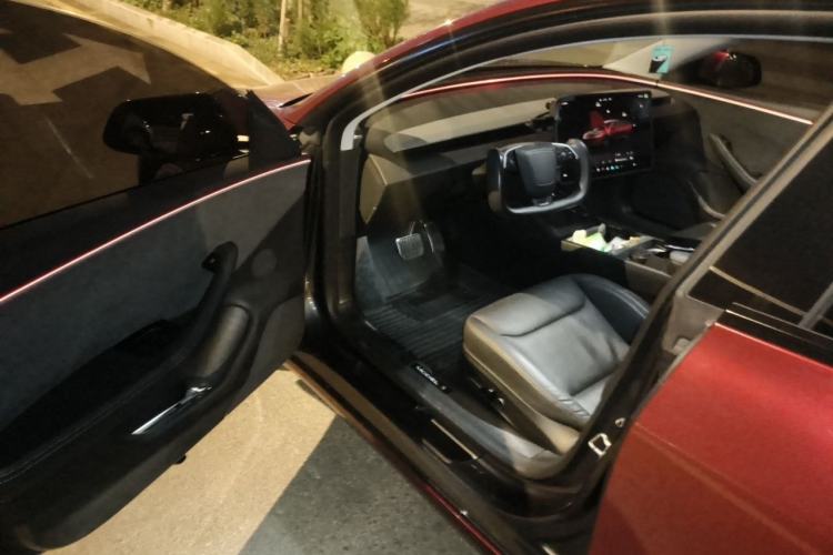 Used Tesla Model 3 2023 Long-Range All-Wheel-Drive Version Driver Seat